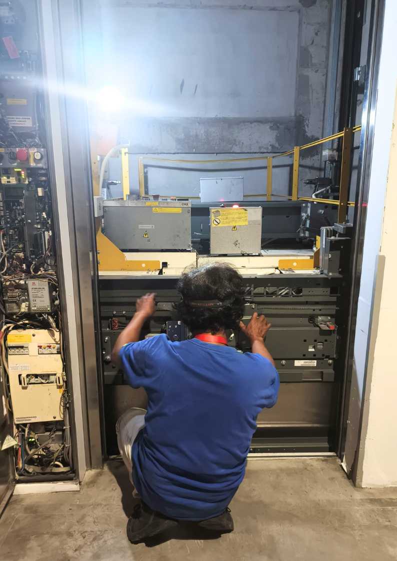 Servis Lift 1